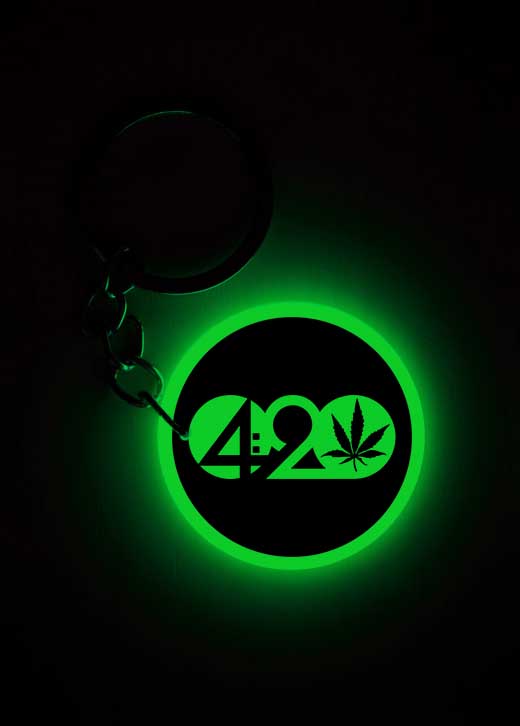 Keychain 420 420 | Keychain | Glow in Dark – Mi Glow Store