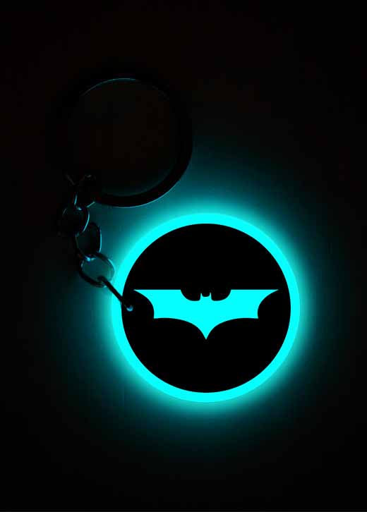 Batman (Batarang) | Keychain | Glow in Dark