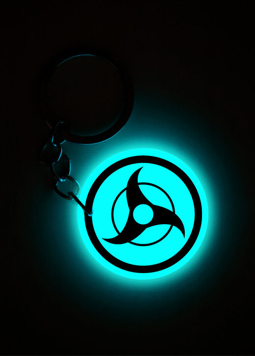 Itachi sharingan | Naruto | Keychain | Glow in Dark
